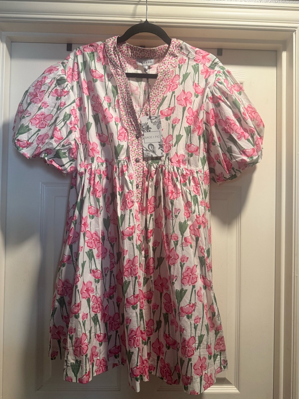 NWT Sage + Fig Floral Puffy Sleeve Mini Dress Size Medium